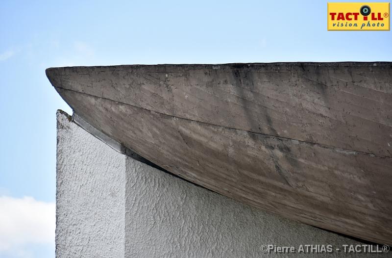 chapelle_ronchamp_20150906_D72_1084.JPG - Chapelle Notre-Dame-du-Haut1955, colline de BourlémontLe CorbusierRonchamp, Haute-Saône6 Septembre 2015