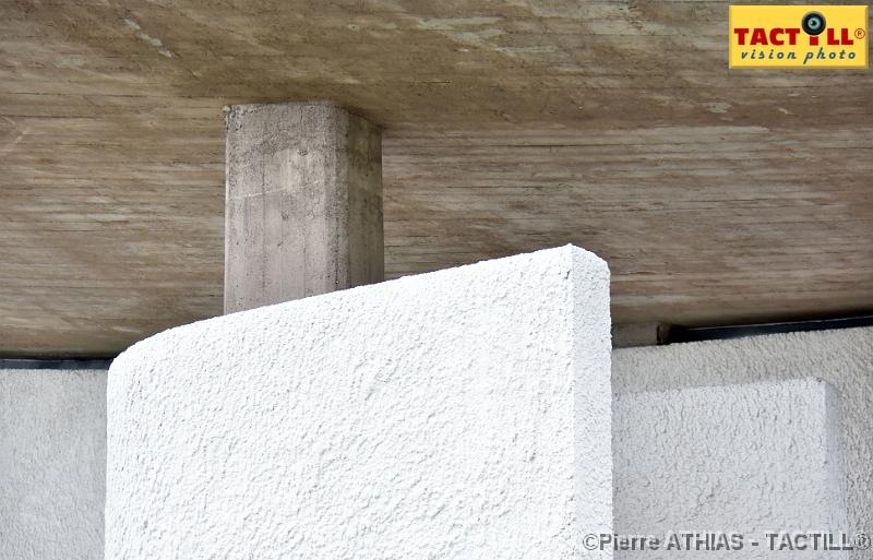 chapelle_ronchamp_20150906_D72_1085.JPG - Chapelle Notre-Dame-du-Haut1955, colline de BourlémontLe CorbusierRonchamp, Haute-Saône6 Septembre 2015