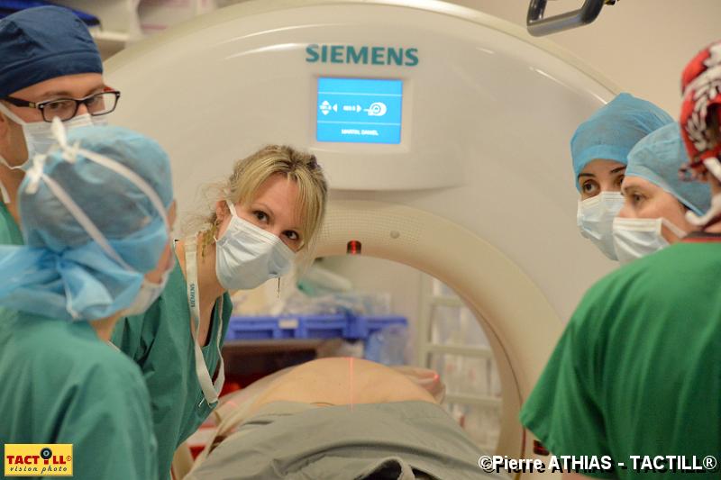 tactill-corpo-metiers_033.jpg - 1ère Cryoablation TumoraleImagerie InterventionnelleCHU François MitterrandDijon28 Avril 2016
