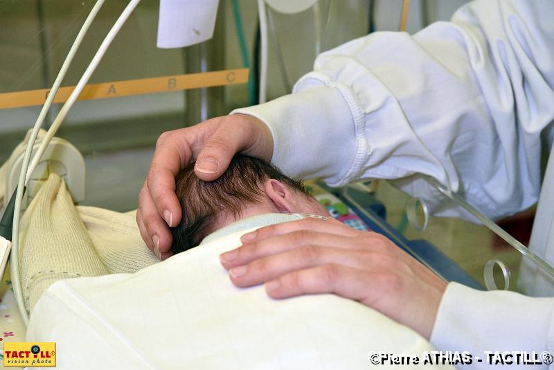 tactill_enfance-maternite_036.JPG - Service de Médecine Néonatale et Soins IntensifsHôpital d'EnfantsCHU François MitterrandDijon27 Avril 2016